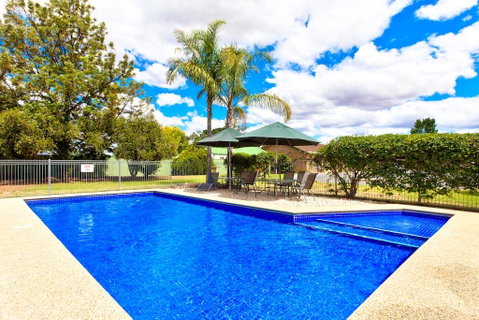 Stagecoach Motel Wodonga - Pubs and Clubs 0