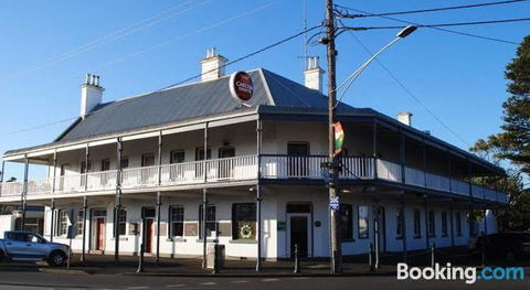 Star Of The West Hotel - Pubs and Clubs 0