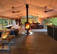 Starry Nights Luxury Camping - Pubs and Clubs