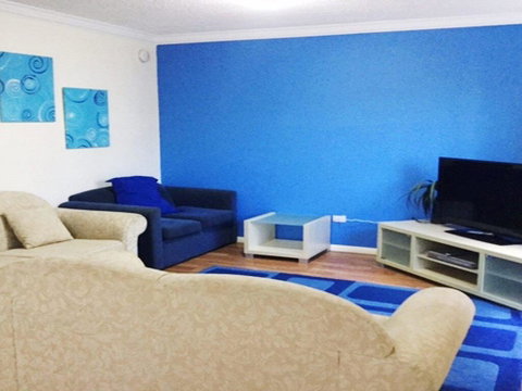 Sting Dream - Walking Distance To The Beach - Pubs and Clubs 0