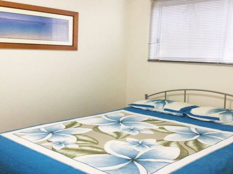 Sting Dream - Walking Distance To The Beach - Pubs and Clubs 2