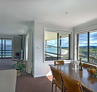 Stones Throw - Pubs and Clubs