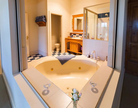 Strathearn Park Lodge - Go Out 3