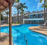 Studio 30 on the Terrace - Pubs and Clubs