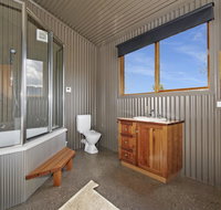 Studio  Quins Gap Retreat - Pubs and Clubs