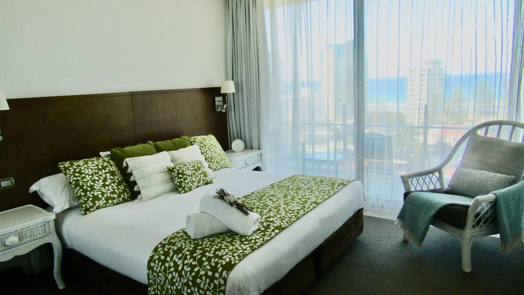 Surfers Paradise QLD Pubs and Clubs