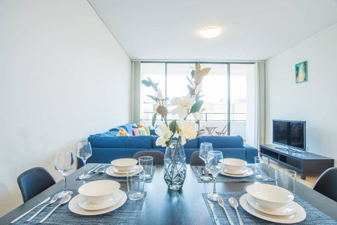 Stylish & Minimalism 3bd Apartment In North Ryde - Pubs and Clubs 3