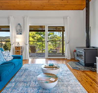 Stylish Renovated Home - Ocean Views - Fireplace - Pubs and Clubs