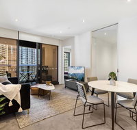 Stylish Southbank Apartment - Go Out