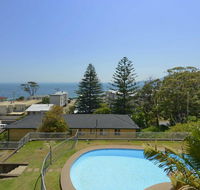 Sundeck Unit 9 - Shoal Bay - Pubs and Clubs