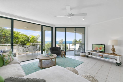Sunny And Spacious Sunshine Beach - Go Out 2
