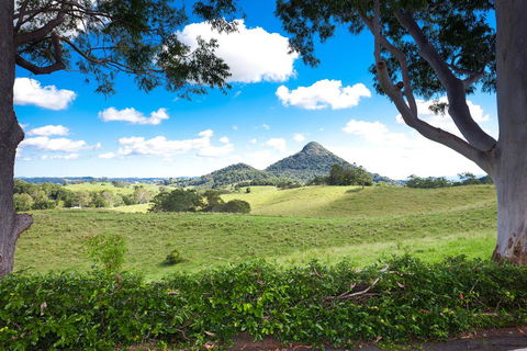 Sunrise At Sanquar, Noosa Hinterland - Pubs and Clubs 2