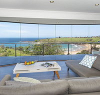 Sunrise Over Easts 2 - ocean views walk to beach - Pubs and Clubs