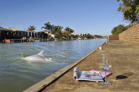 Sunsea Waterfront South Yunderup - Pubs and Clubs 1