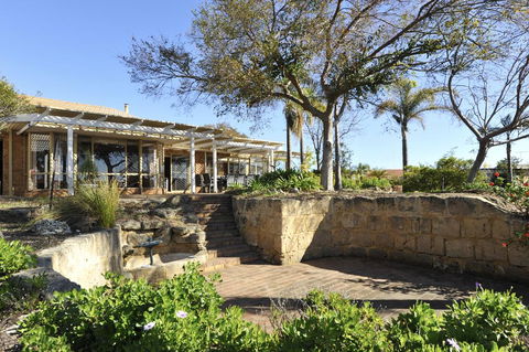 Sunsea Waterfront South Yunderup - Pubs and Clubs 0