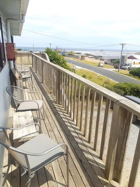 Sunset Holiday Villas - Go Out 3