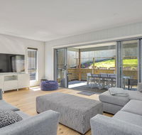Sunshine Beach House Brand new stunning - Pubs and Clubs