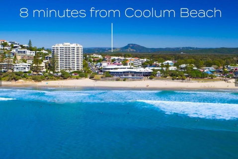 Sunshine Coast Cottage - Pubs and Clubs 2