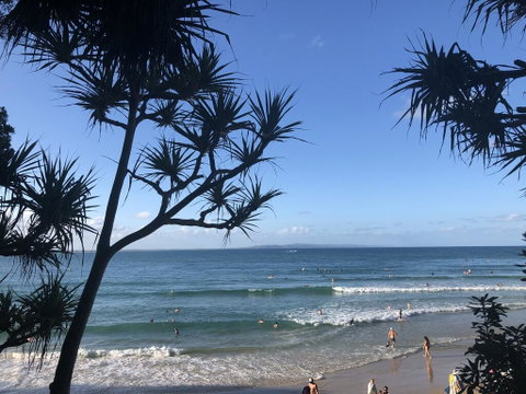 Sunshine Coast Cottage - Pubs and Clubs 1