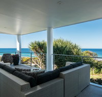 Sunshine Coast White House - Pubs and Clubs