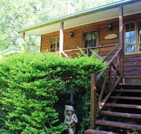 Sunshine Valley Cottages - Pubs and Clubs