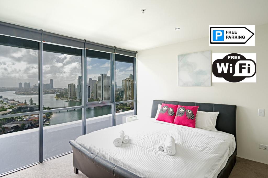 Surfers Paradise QLD Pubs and Clubs
