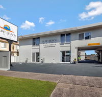 Surf Beach Motel Coffs - Go Out