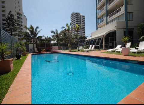 Surfers Paradise Holiday Apartment - Pubs and Clubs 2