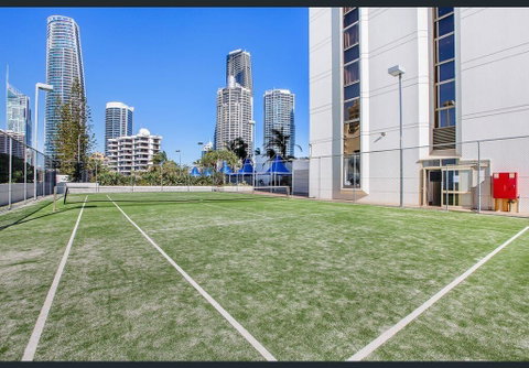 Surfers Paradise Ocean View. Sleeps 4. Free WIFI - Pubs and Clubs 3
