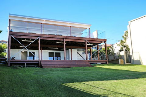 Surfrider - Pubs and Clubs 1