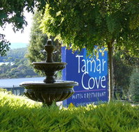 Tamar Cove Motel - Pubs and Clubs