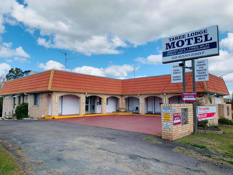 Taree Lodge Motel - Pubs and Clubs 0