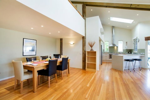Tathra Beach House Holiday Apartments - Pubs and Clubs 1