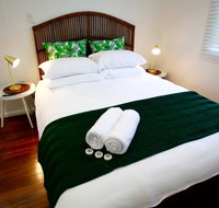 Tea Gardens Hotel - Pubs and Clubs
