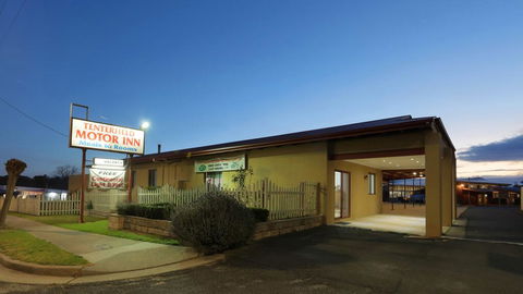 Tenterfield Motor Inn - Pubs and Clubs 0