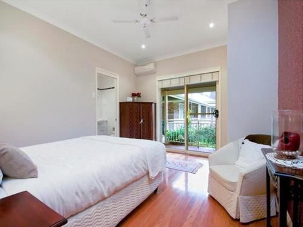 Yattalunga NSW Pubs and Clubs