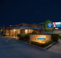 The Admiral Motor Inn - Pubs and Clubs