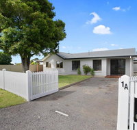 THE ASHMAN HOUSE - modern and close to town - Pubs and Clubs