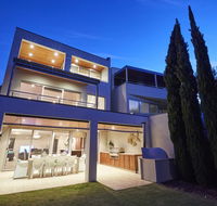 The Bay Residence Dunsborough WA - Pubs and Clubs
