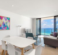 The Beach Broadbeach Private 2 Bedroom Ocean View - Pubs and Clubs