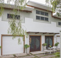 THE BEACH HAVENS - Pubs and Clubs