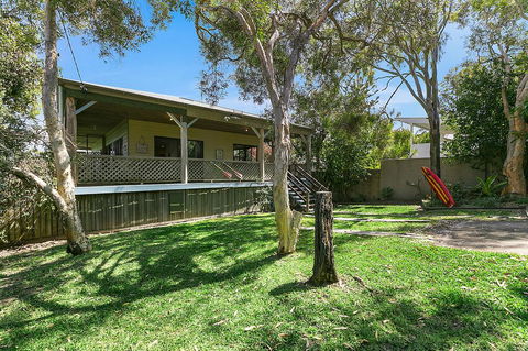 The Beach House, Sunshine Beach - Pubs and Clubs 1