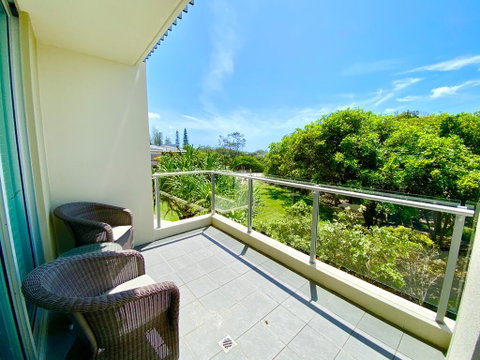 The Beach Resort Cabarita - Pubs and Clubs 2