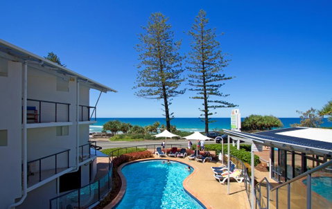 The Beach Retreat Coolum - Pubs and Clubs 0