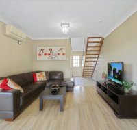 The Beach Retreat Eden - Go Out