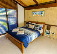 The Beach Shack - Koda Beach Bungalow 1 - Pubs and Clubs