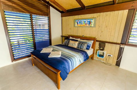 The Beach Shack - Koda Beach Bungalow 1 - Pubs and Clubs 0