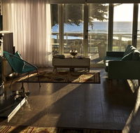 Penguin Beachfront Apartments - Go Out