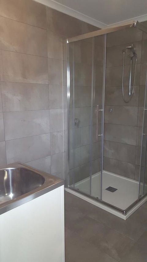 AppleBay Guest House - Pubs and Clubs 10