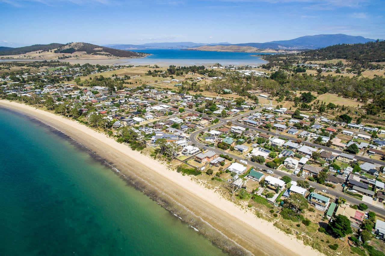 Lauderdale TAS Pubs and Clubs